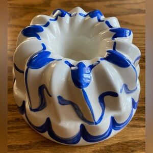 Blue & White Ceramic Hanging Cake Mold English Cottage French Country decor